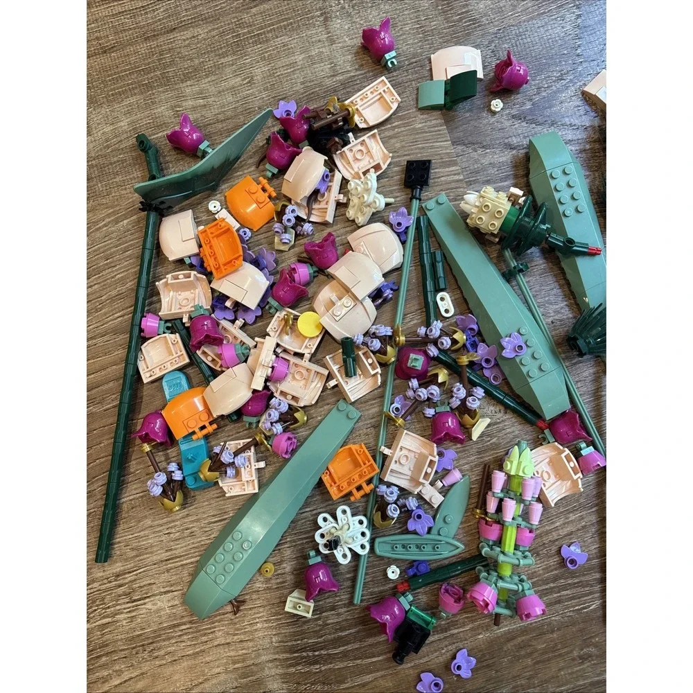 LEGO 10280 Flower Bouquet (Botanicals) - Used